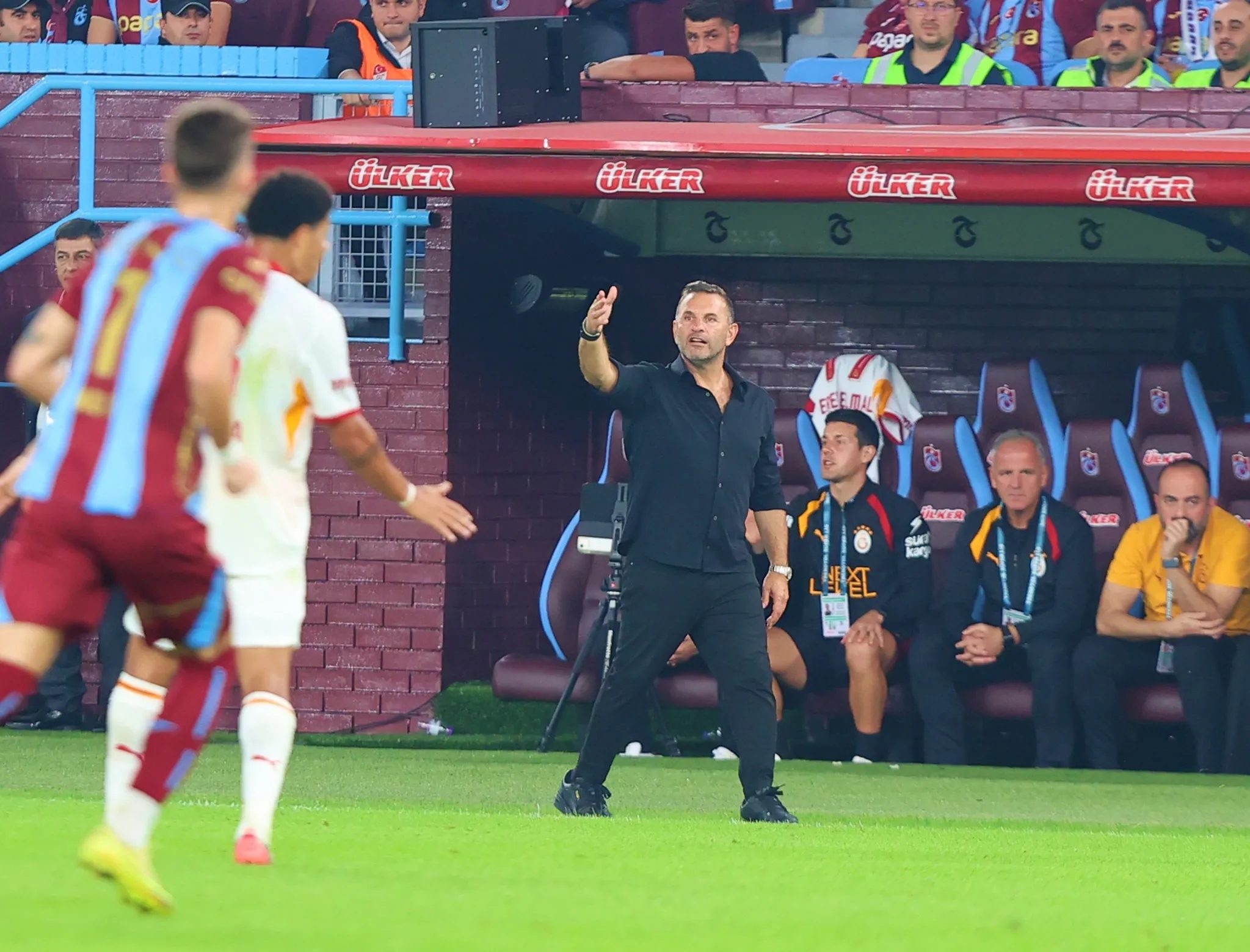 galatasaray idaresinden okan buruka sert tenkit hocamiz cok formsuz 5 PRFrftdp
