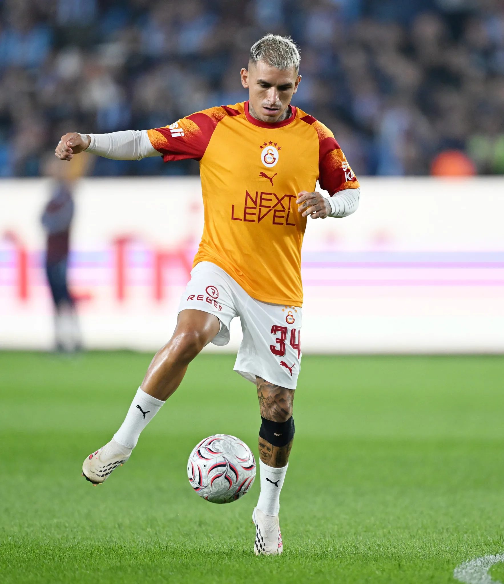galatasaray idaresinden okan buruka sert tenkit hocamiz cok formsuz 9 H1SE1p2r