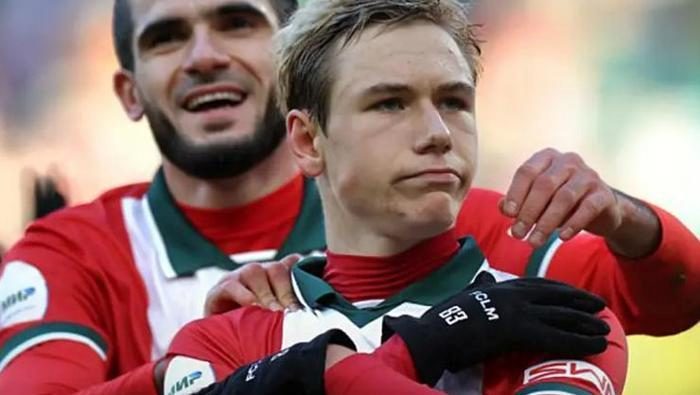 Galatasaray istedi, kulübü resmi açıklama yaptı! Transferde sürpriz gelişme 4 galatasaray istedi kulubu resmi aciklama yapti transferde surpriz gelisme 2 1qmU3E6P