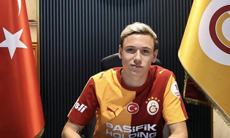 Galatasaray resmen açıkladı! Aleksey Batrakov'un maliyeti aşikâr oldu 1 galatasaray resmen acikladi aleksey batrakovun maliyeti asik r oldu IwcTKkTL