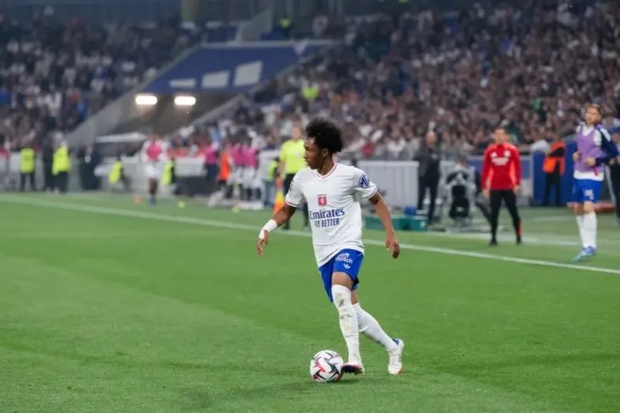 Galatasaray transferde Fenerbahçe'yi bekliyor! Flaş gelişmeyi İtalyanlar duyurdu 12 galatasaray transferde fenerbahceyi bekliyor flas gelismeyi italyanlar duyurdu 10 AlEZzGAg