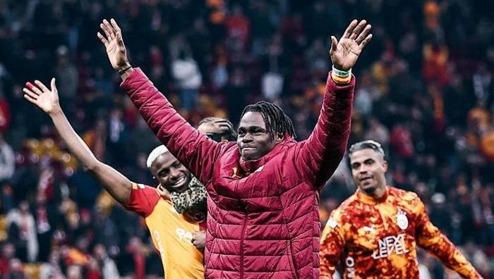 Galatasaray'a 40 milyon Euro'luk tekllif! Sürpriz bir ayrılık gündeme geldi: Karar verildi 4 galatasaraya 40 milyon euroluk tekllif surpriz bir ayrilik gundeme geldi karar verildi 2 YMyZ7cXR