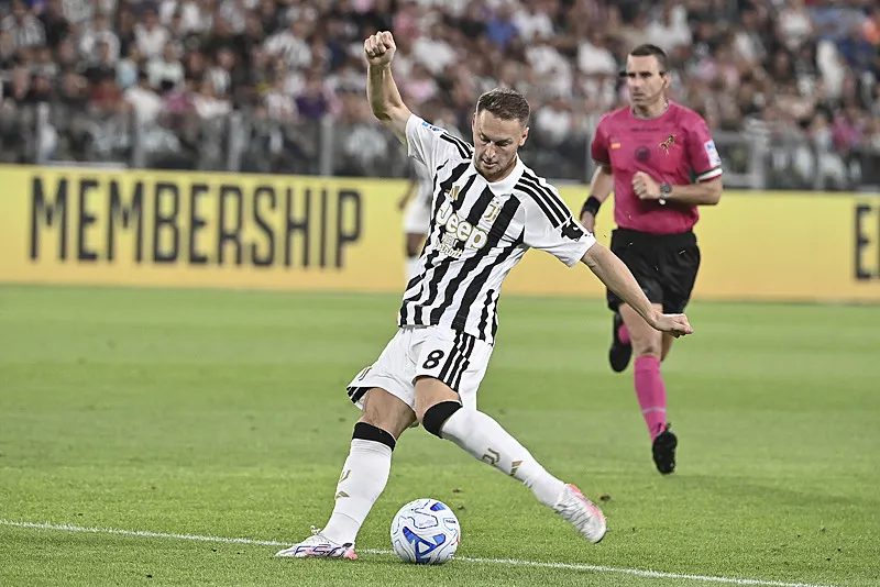 galatasaraya hollandali maestro yapilacak teklif ortaya cikti 7 95XfmmnV