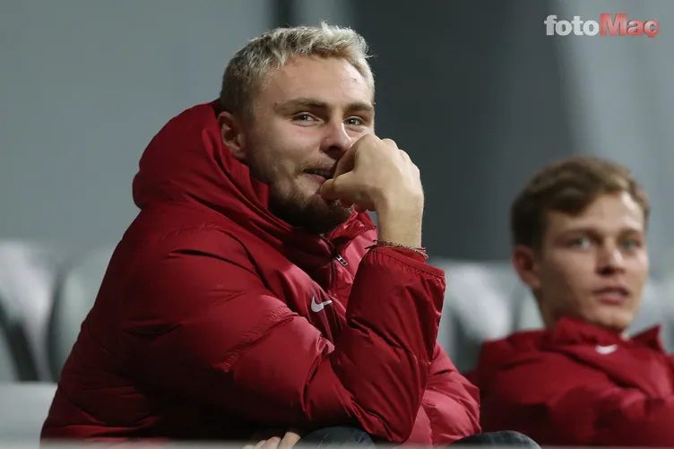 Galatasaray'da ayrılık çok yakın! Okan Buruk onu takımında istemedi 11 galatasarayda ayrilik cok yakin okan buruk onu takiminda istemedi 9 Z7RvW928