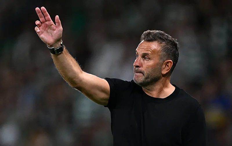 galatasarayda birinci ayrilik asik r oldu ocak ayinda bonservisiyle gonderilecek 3 BneBBwyE