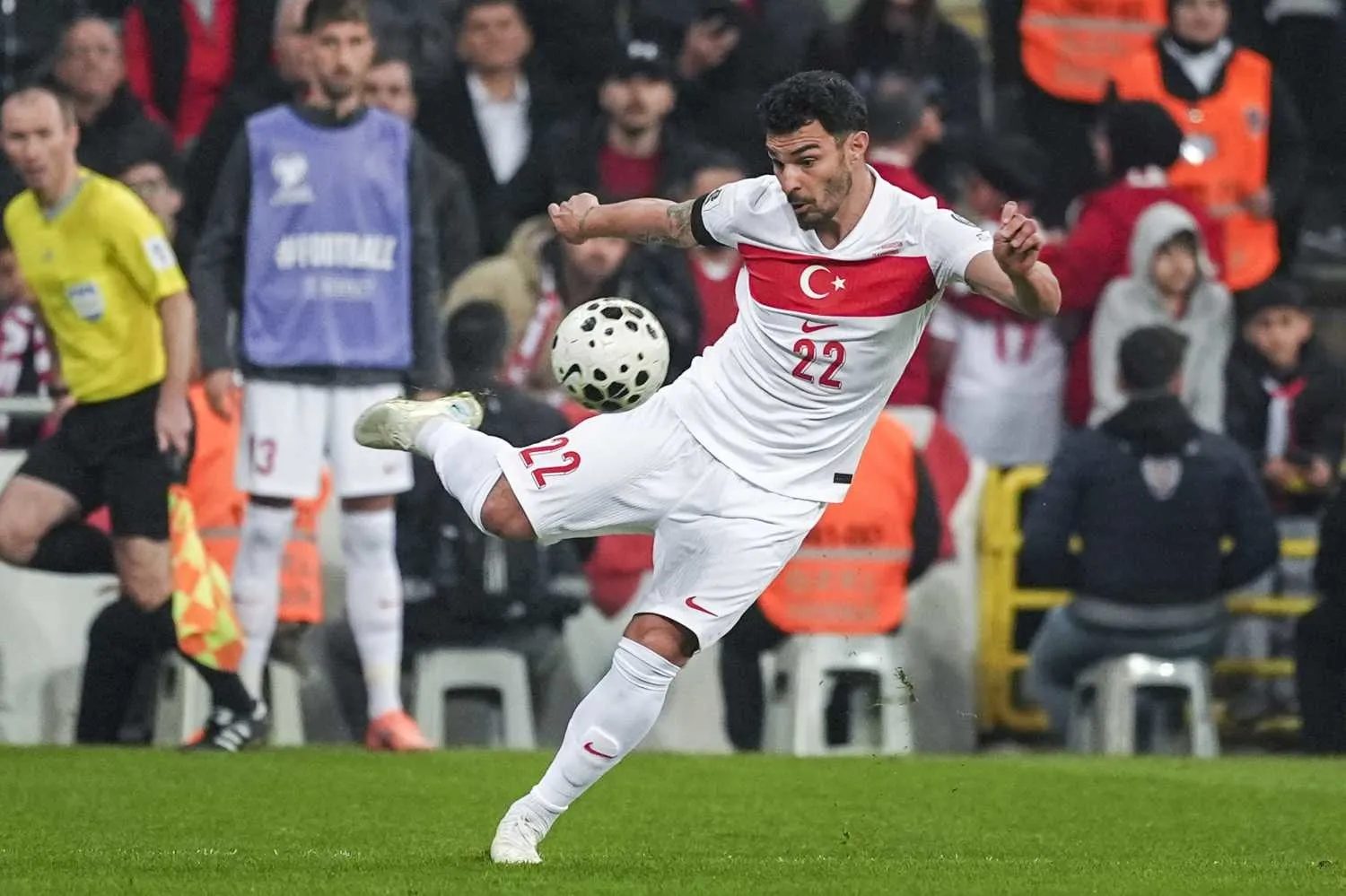 galatasarayda birinci ayrilik asik r oldu ocak ayinda bonservisiyle gonderilecek 7 teyFmQuv