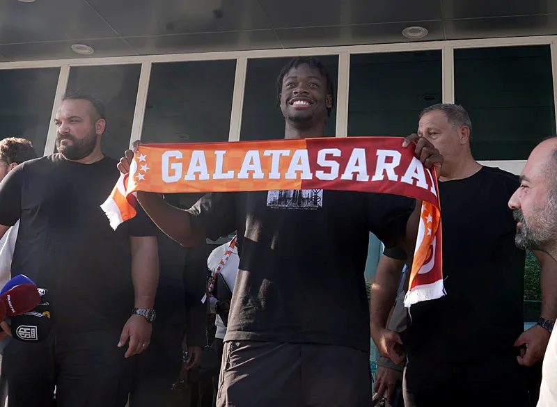 galatasarayda bitshiabu bilmecesi cozuldu iste forma giyememe sebebi 2 bcqYJldh