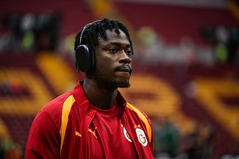 galatasarayda bitshiabu bilmecesi cozuldu iste forma giyememe sebebi 6 i1gaN7es