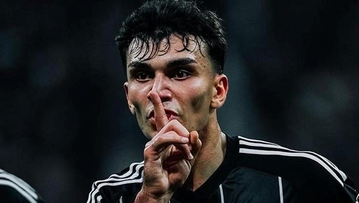 Galatasaray'da Can Uzun defteri kapandı! Almanlar duyurdu 3 galatasarayda can uzun defteri kapandi almanlar duyurdu 1 39khRWmU