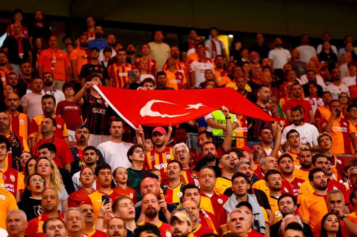 galatasarayda dursun ozbekin ocak gayesi belirli oldu 3 transfer 4 YQQHYP5n