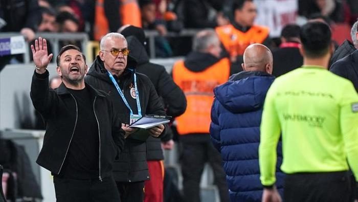Galatasaray'da maaş krizi iddiası! Yerli futbolcular ve teknik heyette büyük hayal kırıklığı 5 galatasarayda maas krizi iddiasi yerli futbolcular ve teknik heyette buyuk hayal kirikligi 3 fXwNQIX6