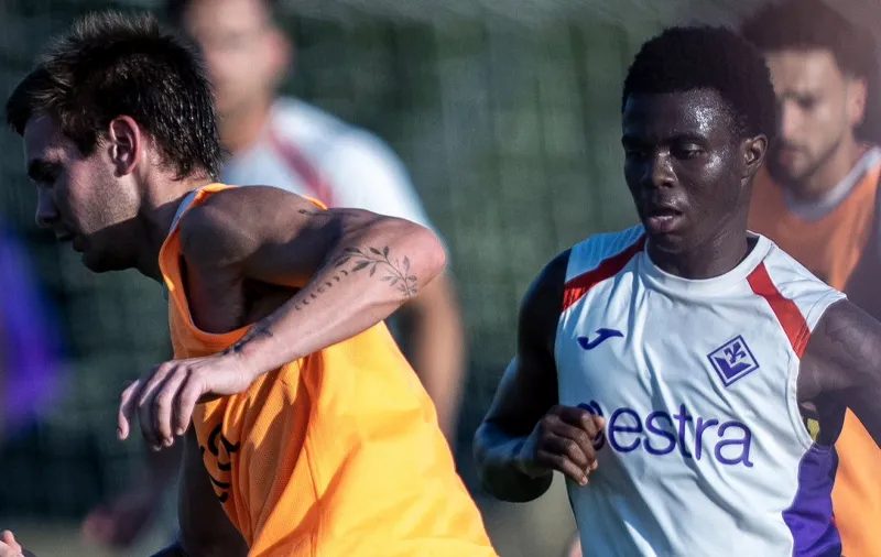 galatasarayda okan burukun hayali nhaga ve oulai orta sahasi 9