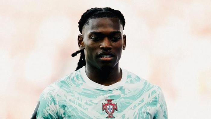 Galatasaray'da Rafael Leao tamam! Milano da dev tepe: İşte konuşulan bonservis bedeli 5 galatasarayda rafael leao tamam milano da dev tepe iste konusulan bonservis bedeli 3 suLzzBZR