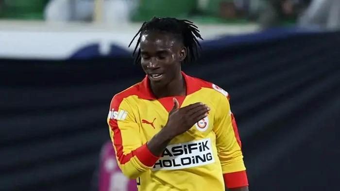 Galatasaray'da Renato Nhaga kararı: Türkiye yasağı 4 galatasarayda renato nhaga karari turkiye yasagi 2 KR3eP3j1