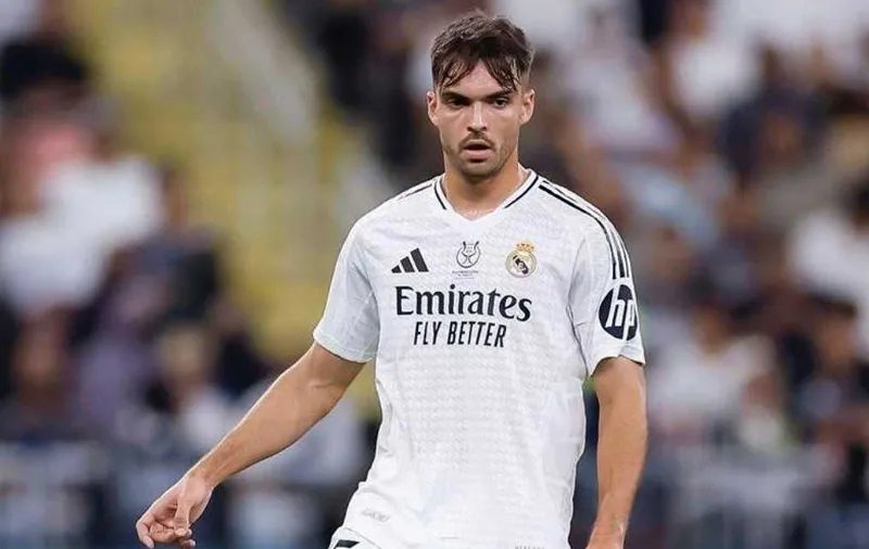 galatasarayda savunma krizine transfer cozumu resmi teklif yapildi 12 I5ONSFrp