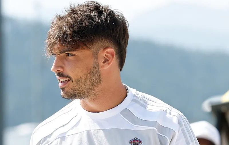 galatasarayda savunma krizine transfer cozumu resmi teklif yapildi 20 KKwJCJSp