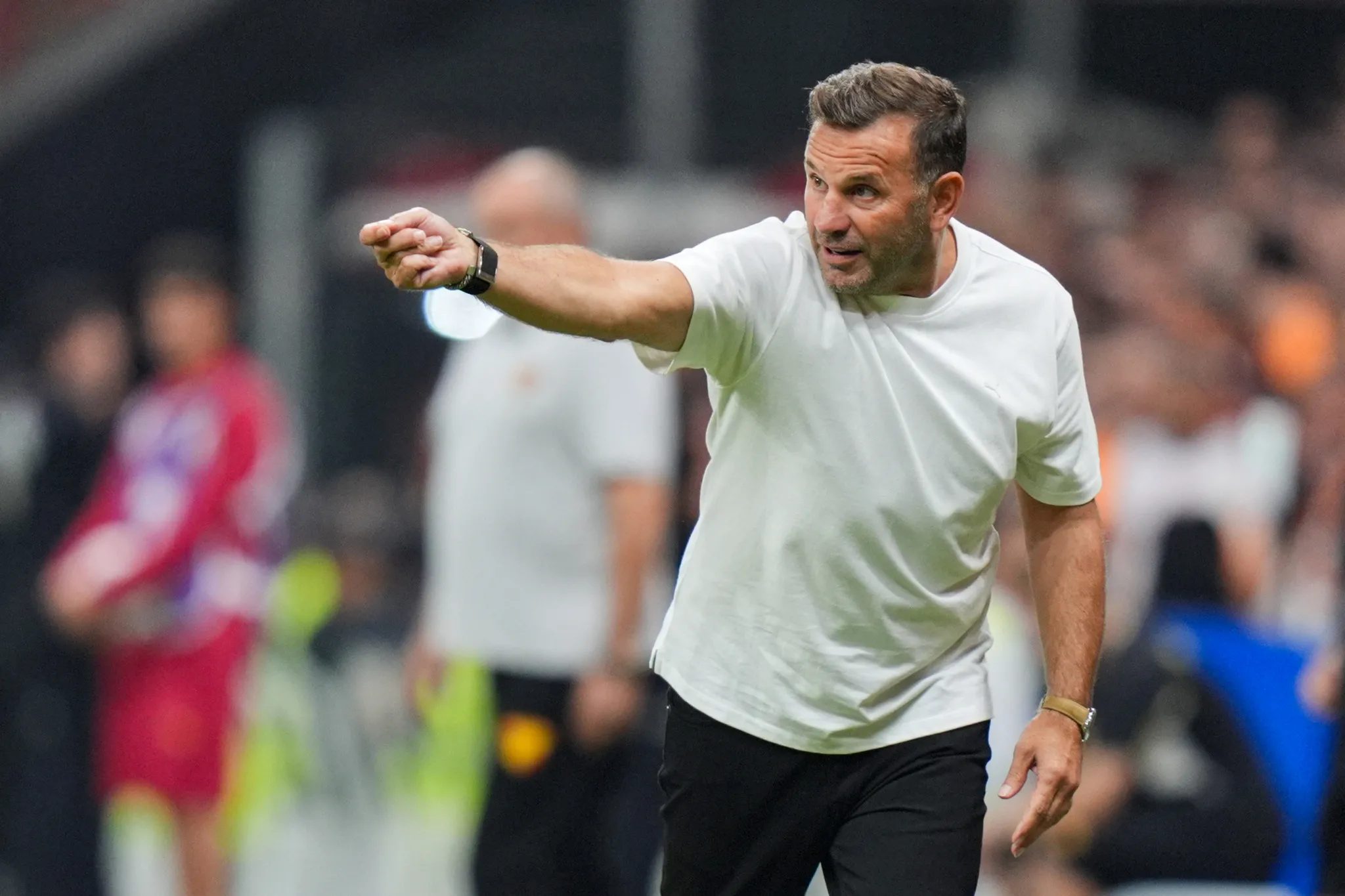 galatasarayda savunma krizine transfer cozumu resmi teklif yapildi 23 v4783lmP
