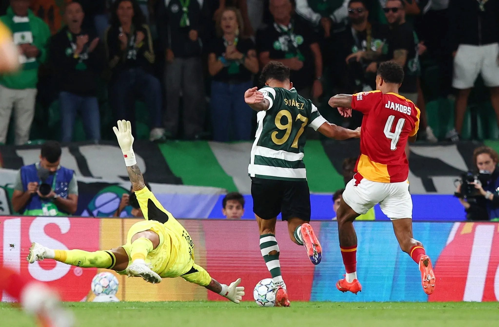 galatasarayda savunma krizine transfer cozumu resmi teklif yapildi 3 dsG8VI6w