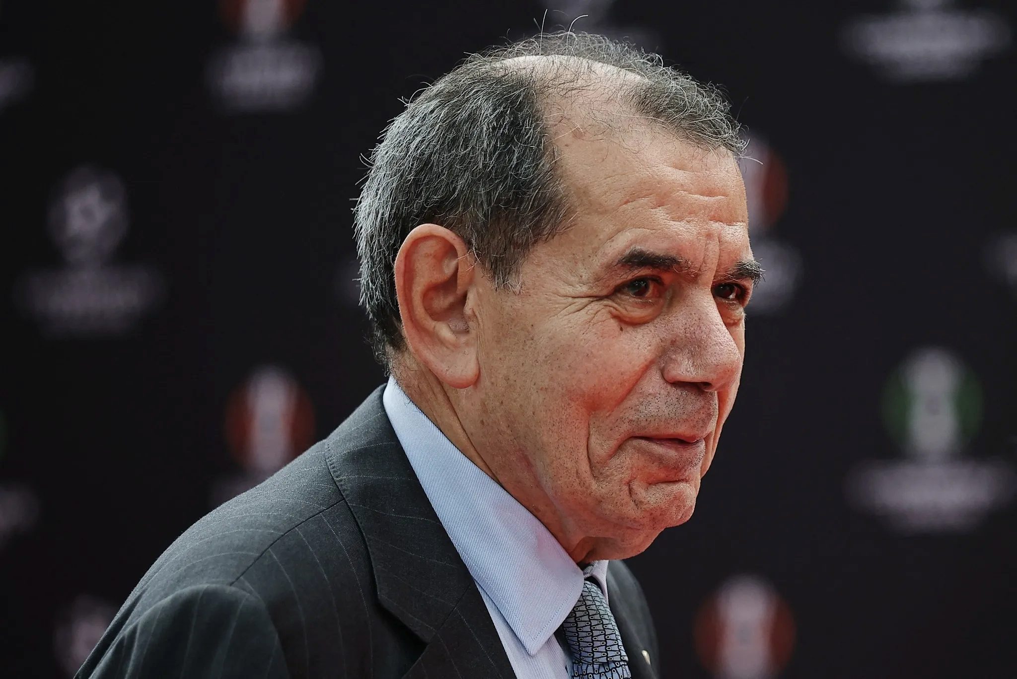 galatasarayda savunma krizine transfer cozumu resmi teklif yapildi 9 vFutAepk