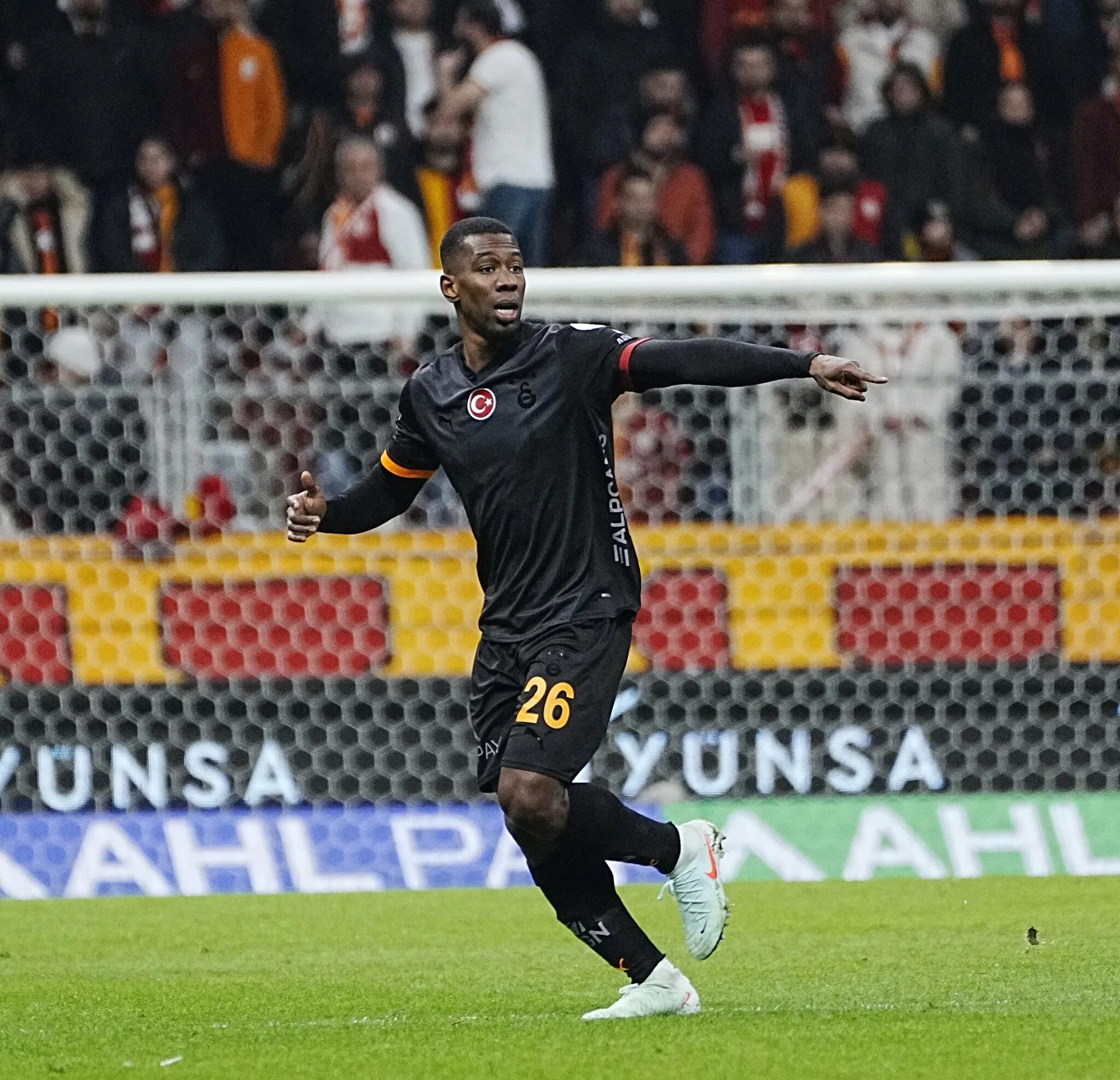 galatasarayda sok gelisme aralik ayinda gruba geri donecek 17 IC1EYrQK