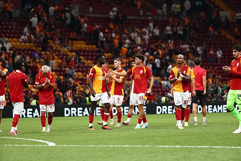 Galatasaray’da şok gelişme! Yıldız isim mukavelesini feshediyor 3 galatasarayda sok gelisme yildiz isim mukavelesini feshediyor 1 Wdp7GlcW
