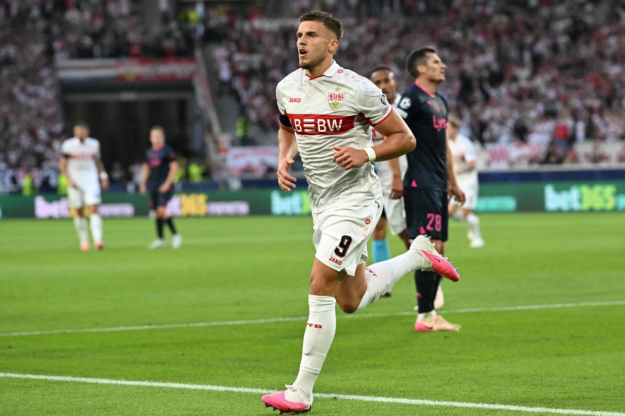 galatasarayda trabzonspor maglubiyeti sonrasi 35 milyon euroluk transfer plani 8 9Te6QadV