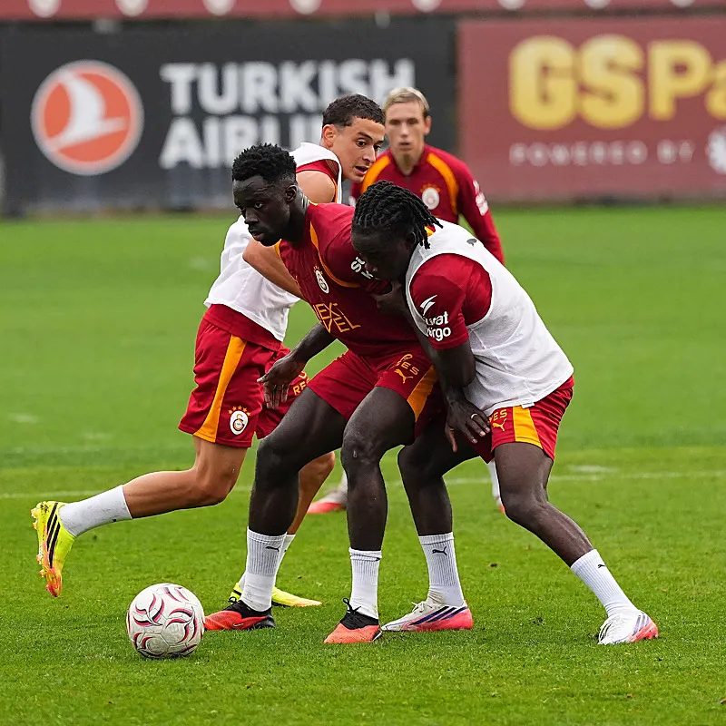galatasarayda wilfried singo alarmi donusu tekrar ertelendi 2