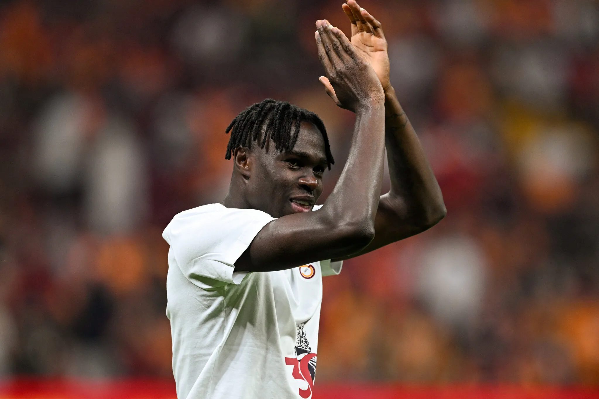 Galatasaray'da Wilfried Singo'nun geleceği için kritik karar alındı! 14 galatasarayda wilfried singonun gelecegi icin kritik karar alindi 12 RMkGpXys