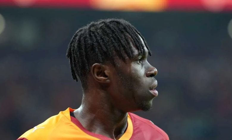 Galatasaray'da Wilfried Singo'nun geleceği için kritik karar alındı! 1 galatasarayda wilfried singonun gelecegi icin kritik karar alindi 8bWpEvEU