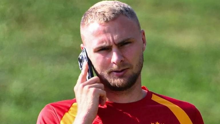 Galatasaray'da yıldız isme yol göründü! Okan Buruk istemedi 2 galatasarayda yildiz isme yol gorundu okan buruk istemedi 0 mAw2R4Ug