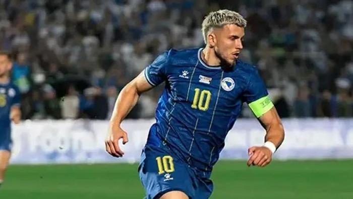 Galatasaray'dan 20'lik golcüye 30 milyon Euro! Demirovic olmayınca maksat değişti 3 galatasaraydan 20lik golcuye 30 milyon euro demirovic olmayinca maksat degisti 1