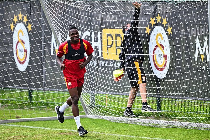 Galatasaray'dan Arda Turan'ın prensine kanca! Singo ayrılırsa... 7 galatasaraydan arda turanin prensine kanca singo ayrilirsa 5