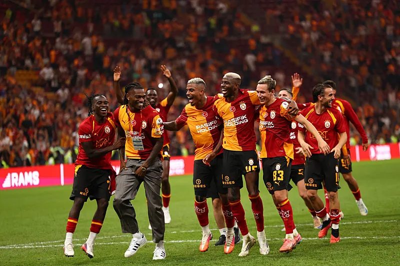 Galatasaray'dan Beşiktaş'a dev transfer çalımı! 6 galatasaraydan besiktasa dev transfer calimi 4 RTcE2OpC