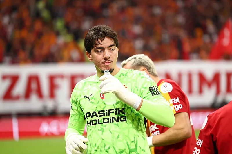galatasaraydan ic transfer hamlesi 4 yillik yeni kontrat 15 GMHCEAKY