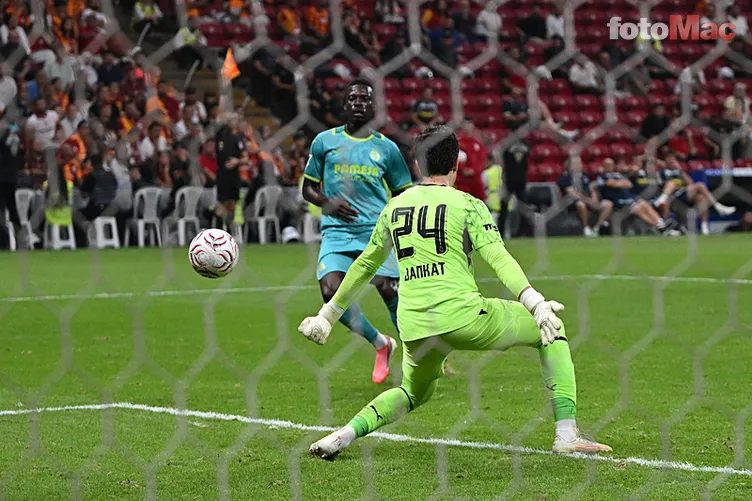 galatasaraydan o isim icin flas karar yeni donemde kadroda tutulacak 4
