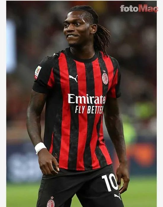 Galatasaray'dan Rafael Leao'ya dev teklif! İtalyanlar transferi duyurdu 7 galatasaraydan rafael leaoya dev teklif italyanlar transferi duyurdu 5 1Am4F5rC