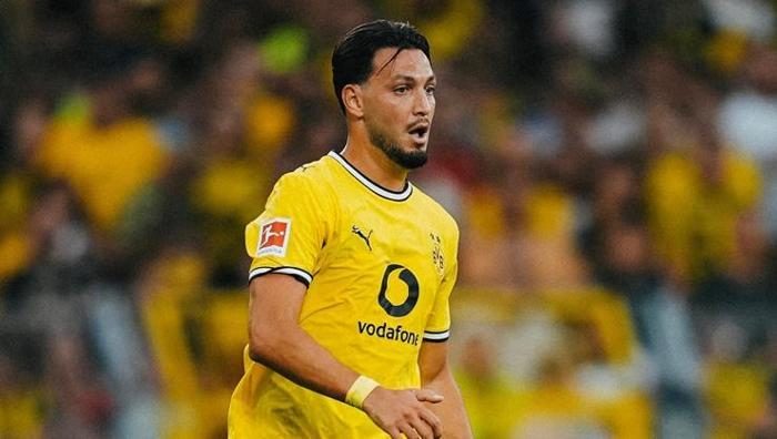 Galatasaray'dan savunmaya Bensebaini! Dortmund ile dirsek teması başladı 5 galatasaraydan savunmaya bensebaini dortmund ile dirsek temasi basladi 3