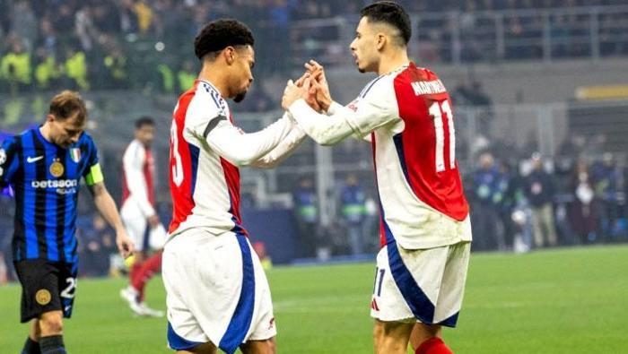 Galatasaray'dan transferde Londra çıkarması! İki bomba birden 5 galatasaraydan transferde londra cikarmasi iki bomba birden 3 R23erBKN