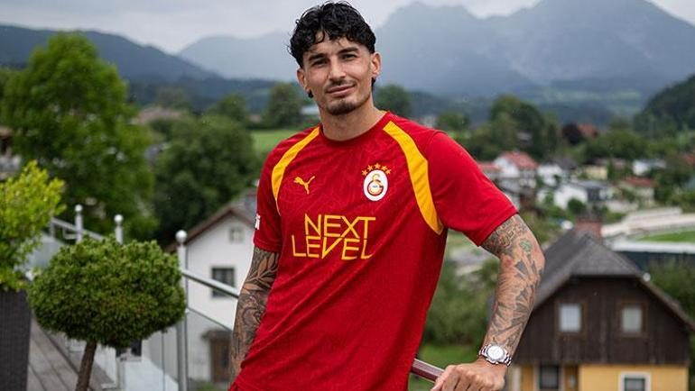Galatasaray'dan Uğurcan Çakır'dan Muslera itirafı: 'Yakalamak imkansız gibi!' | ‘Galatasaray taraftarları çok özel’ 3 galatasaraydan ugurcan cakirdan muslera itirafi yakalamak imkansiz gibi galatasaray taraftarlari cok ozel 1