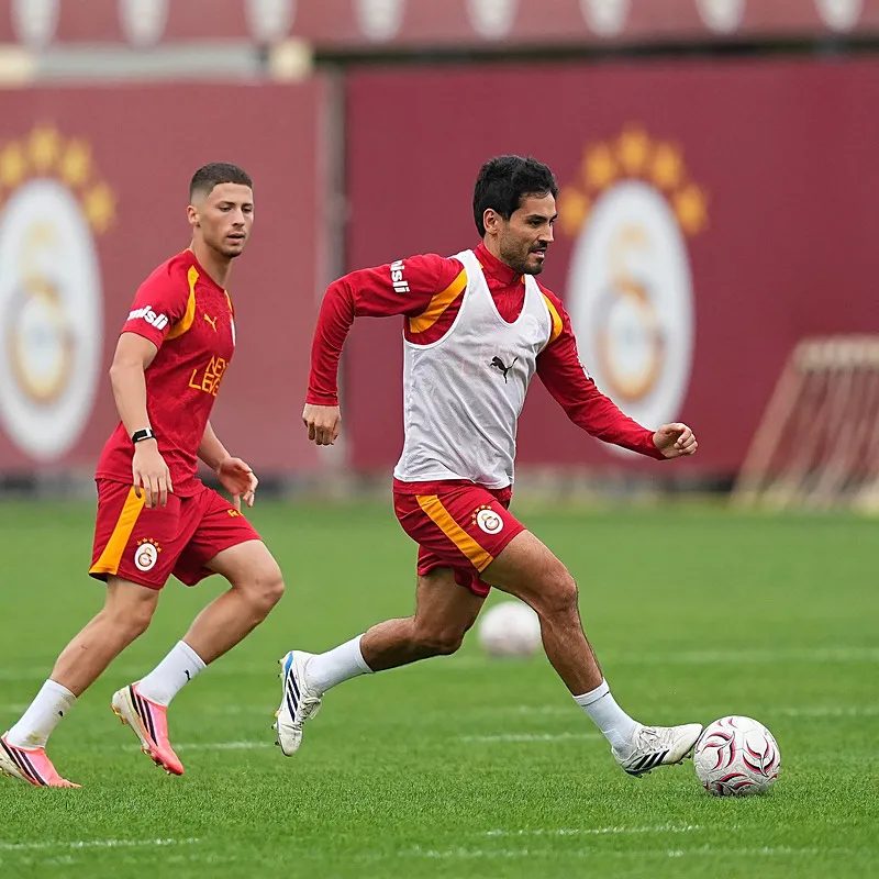 Galatasaray'dan Van Dijk bombası! İşte idarenin planı 3 galatasaraydan van dijk bombasi iste idarenin plani 1 igeyLhEs