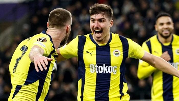 Galatasaray'dan Yusuf Akçiçek bombası! Eski Fenerbahçeli yıldız için geri sayım 4 galatasaraydan yusuf akcicek bombasi eski fenerbahceli yildiz icin geri sayim 2