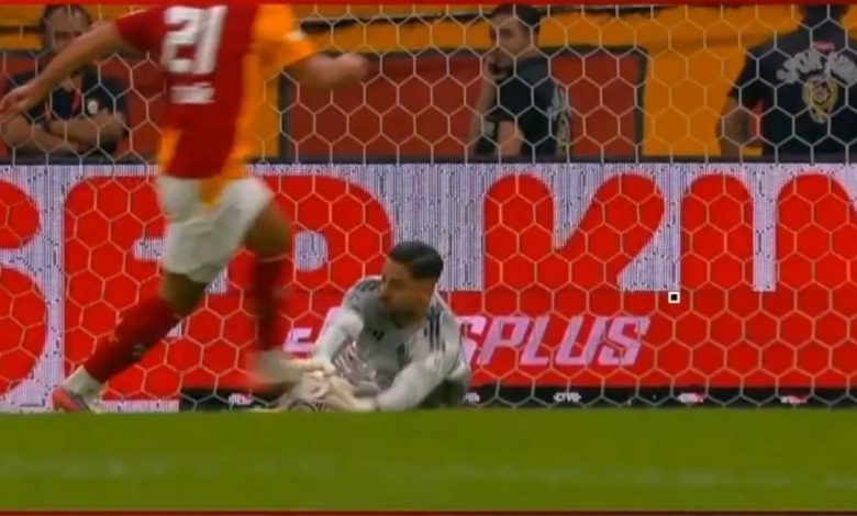 Galatasaray'ın golü VAR'a takıldı! Deniz Gül'ün golü iptal edildi 1 galatasarayin golu vara takildi deniz gulun golu iptal edildi KfWDTJgJ
