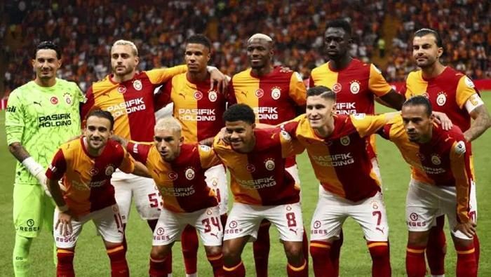 Galatasaray'ın Şampiyonlar Ligi'ndeki mümkün rakipleri! Kaçıncı torbada yer alıyor, Fenerbahçe ile eşleşebilir mi? 2 galatasarayin sampiyonlar ligindeki mumkun rakipleri kacinci torbada yer aliyor fenerbahce ile eslesebilir mi 0