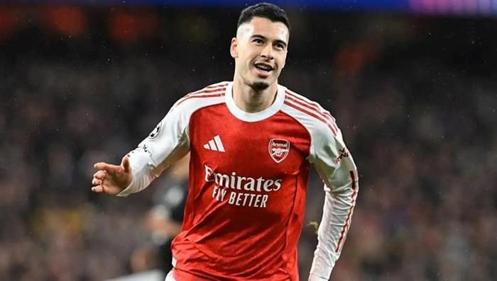 Galatasaray'ın yıldızı Osimhen'e Premier Lig şampiyonu Arsenal talip! Görüşmeler başladı 5 galatasarayin yildizi osimhene premier lig sampiyonu arsenal talip gorusmeler basladi 3 UUYHIFmO