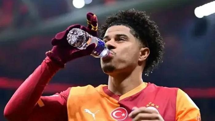 Galatasaray'ın yıldızına Ada'dan kanca! Resmi teklif yolda 3 galatasarayin yildizina adadan kanca resmi teklif yolda 1 6LbEEgeT