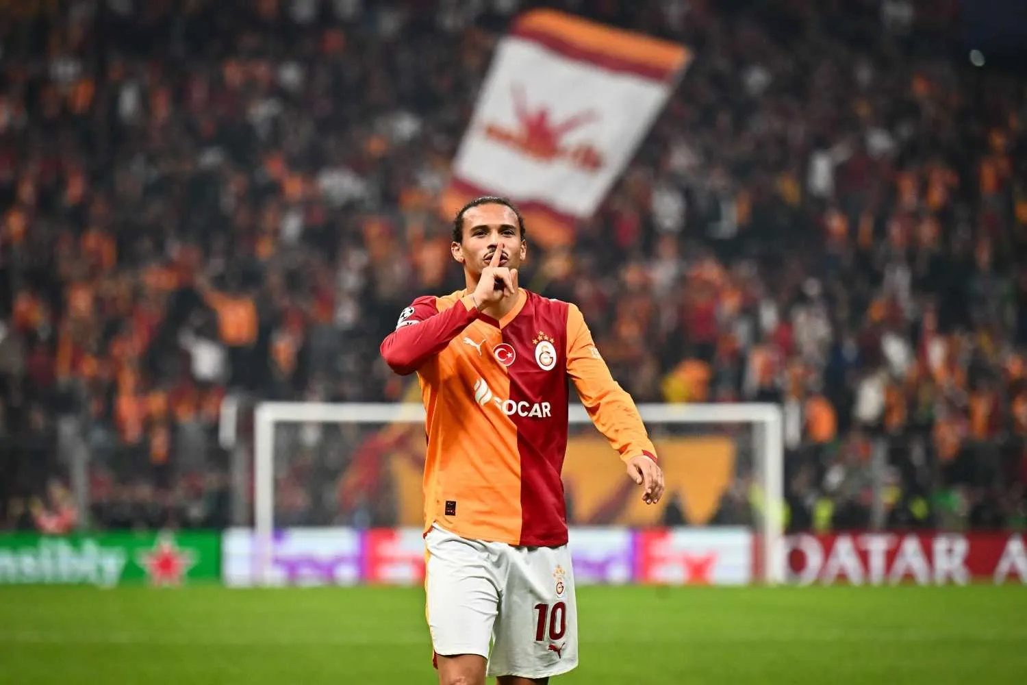 Galatasaray'ın yıldızına ülkesinden büyük şok! "Milli ekip mesleği bitti" 10 galatasarayin yildizina ulkesinden buyuk sok milli ekip meslegi bitti 8 YuwaSNb1