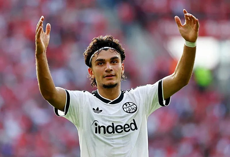 galatasaraylilari heyecanlandiran can uzun haberi transfer 9 YYhXIHQI