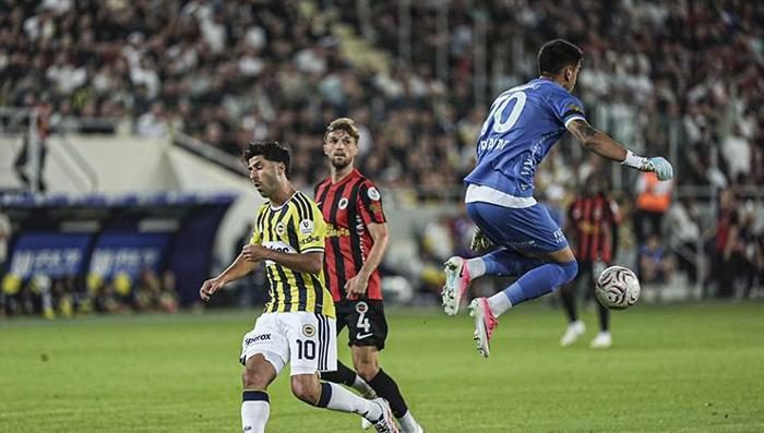 Gençlerbirliği-Fenerbahçe maçına İrfan Can Eğribayat damgası! Meslek rekoru kırdı 4 genclerbirligi fenerbahce macina irfan can egribayat damgasi meslek rekoru kirdi 2 OwpRPrBV