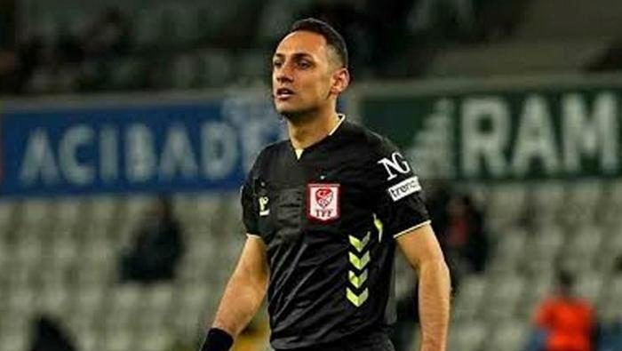 Gençlerbirliği - Fenerbahçe maçındaki çok tartışılan iki konuma Trio'dan son nokta: 'Böyle bir atılım yok, penaltı' 5 genclerbirligi fenerbahce macindaki cok tartisilan iki konuma triodan son nokta boyle bir atilim lBweh3BM