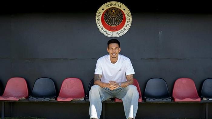Gençlerbirliği'nde tarihe geçen İrfan Can Eğribayat'tan Fenerbahçe ve Samsunspor itirafı! Transfer süreci... 8 genclerbirliginde tarihe gecen irfan can egribayattan fenerbahce ve samsunspor itirafi transfer sureci 6 gu9eeBfZ
